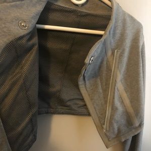 Lululemon cropped diagonal zipper jacket